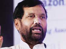 Ram Vilas Paswan, the minister in charge of food and public distribution talks with Sanjeeb Mukherjee